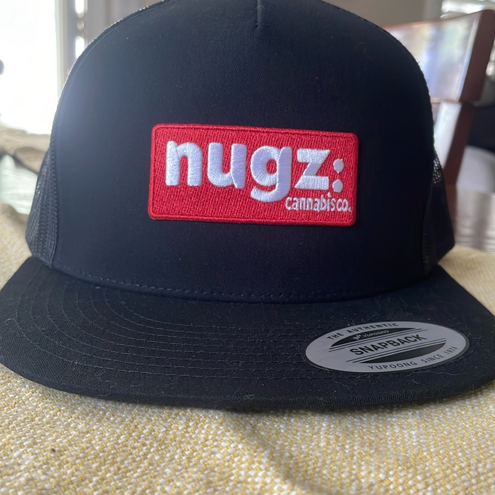Nugz hat SnapBack